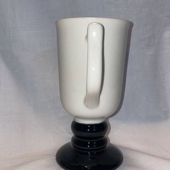Ceramic mug, 6 inches tall, made I. The USA , in great condition. - Picture 2 of 4